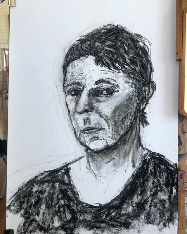 Portraits all round this week in Thursdays drawing class as well as painting. One class wonders in charcoal and pastel. #artclasssydney #portraitdrawing #charcoaldrawings